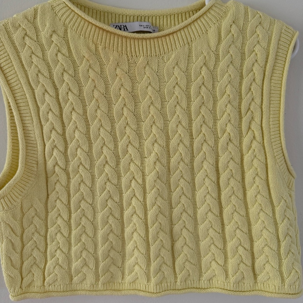 Zara Cropped Yellow Sweater vest